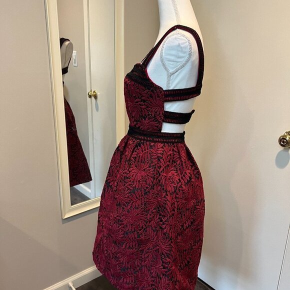 Few Moda New York Red embroidered Open Back Cocktail Dress, Size Small - Picture 8 of 16